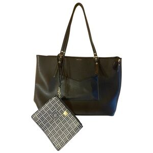 Ann Klein Black Tote Bag W Black & Gray Matching Wristlet 100% PVC & Polyester